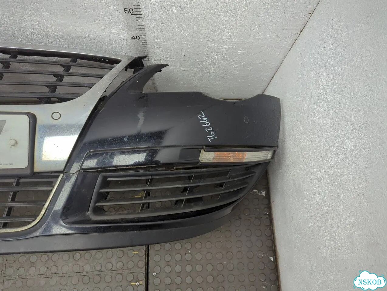 Бампер передний Volkswagen Passat 6 фото 2