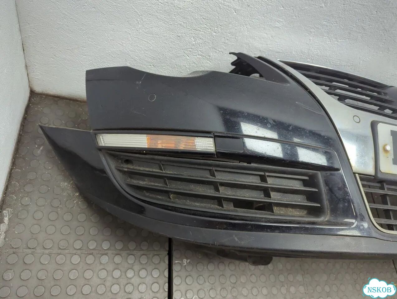 Бампер передний Volkswagen Passat 6 фото 4