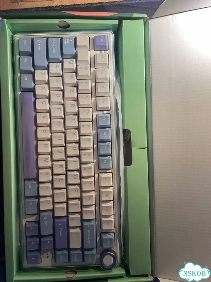 Royal Kludge r75 фото 3