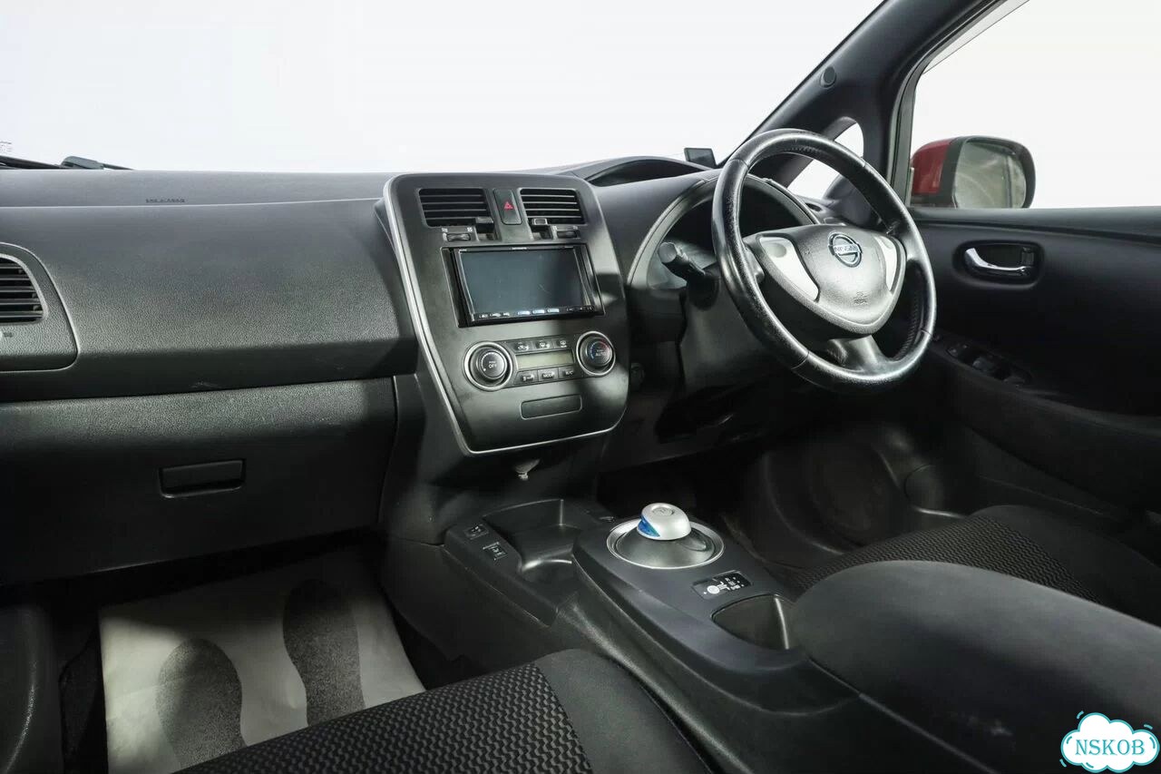 Nissan Leaf AT, 2014, 175 000 км фото 9