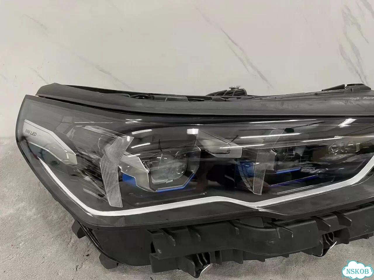 Фары на BMW 5 G60 фото 3