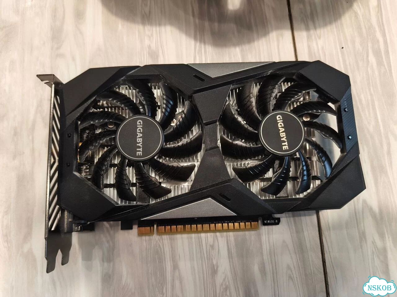 Видеокарта Gigabyte GTX 1650 4gb фото 1