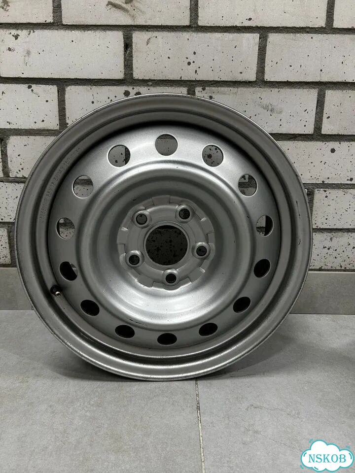 Штампованные диски Renault 2.15×R16 5×114.3 фото 1