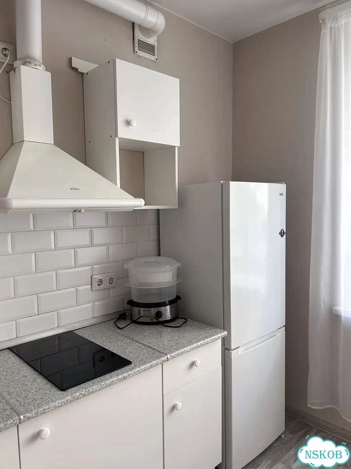 1-к. квартира, 37 м², 1/13 эт. фото 1