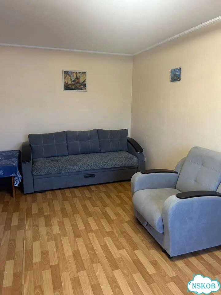 2-к. квартира, 43 м², 4/5 эт. фото 1