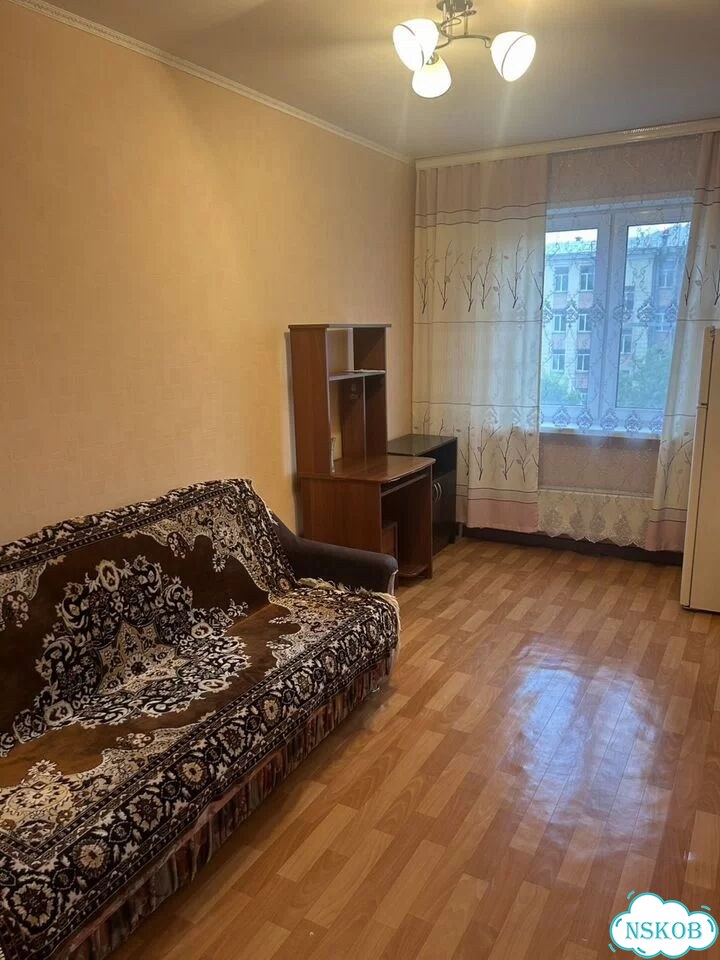 2-к. квартира, 43 м², 4/5 эт. фото 2