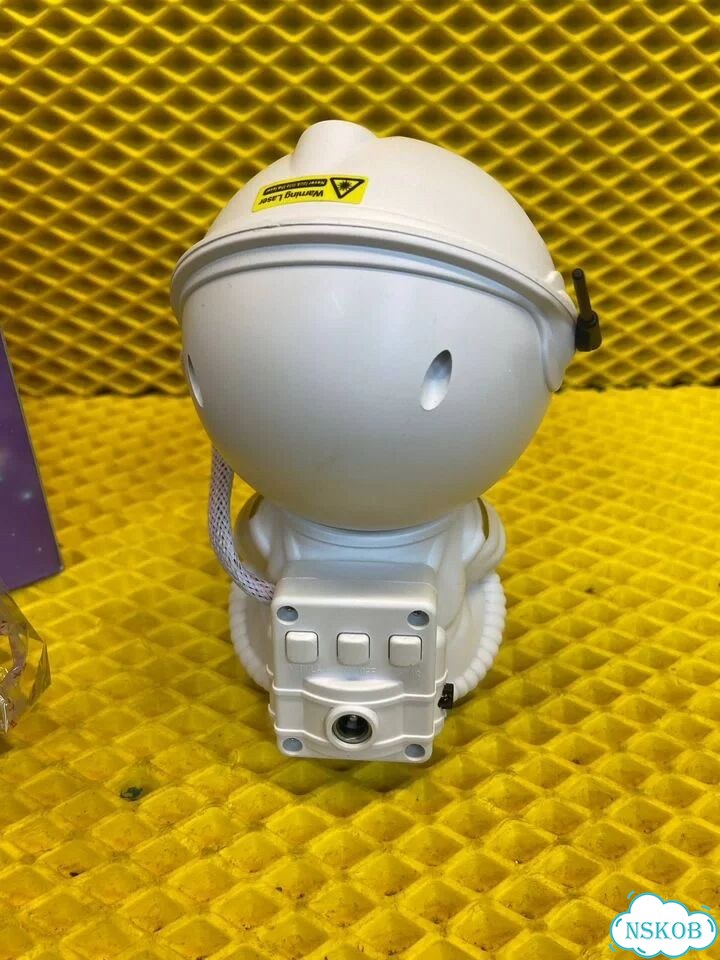 Astronaut Nebula Projector фото 4
