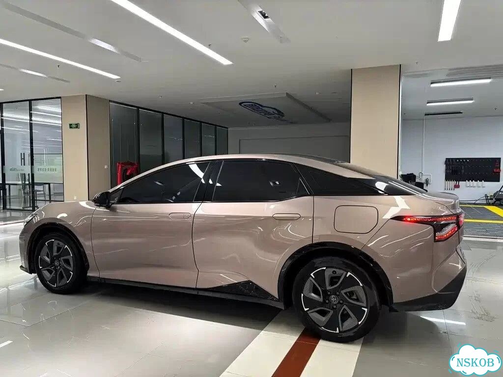 Toyota bZ3 AT, 2023, 57 000 км фото 6