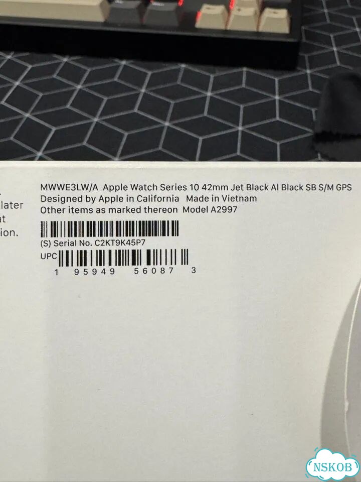 Apple watch 10 42mm jet black фото 9