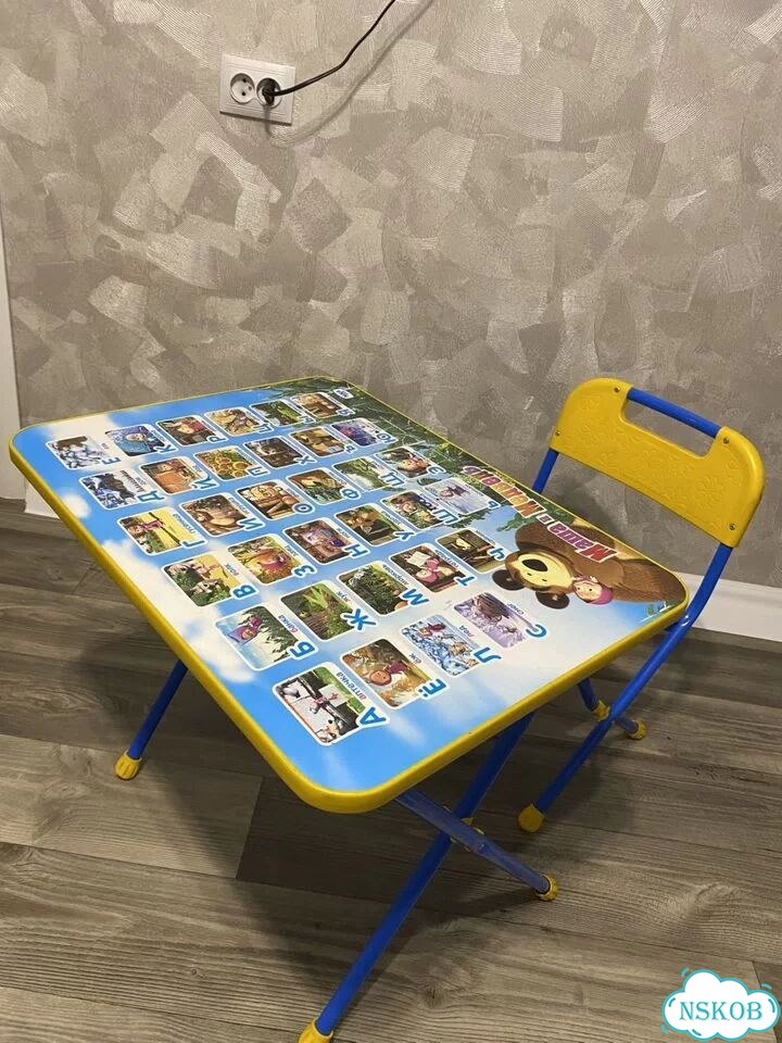 Детский столик и стульчик фото 1