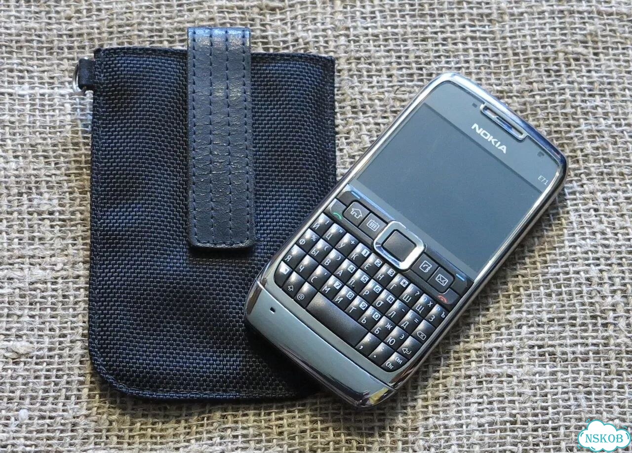 Nokia E71 фото 3