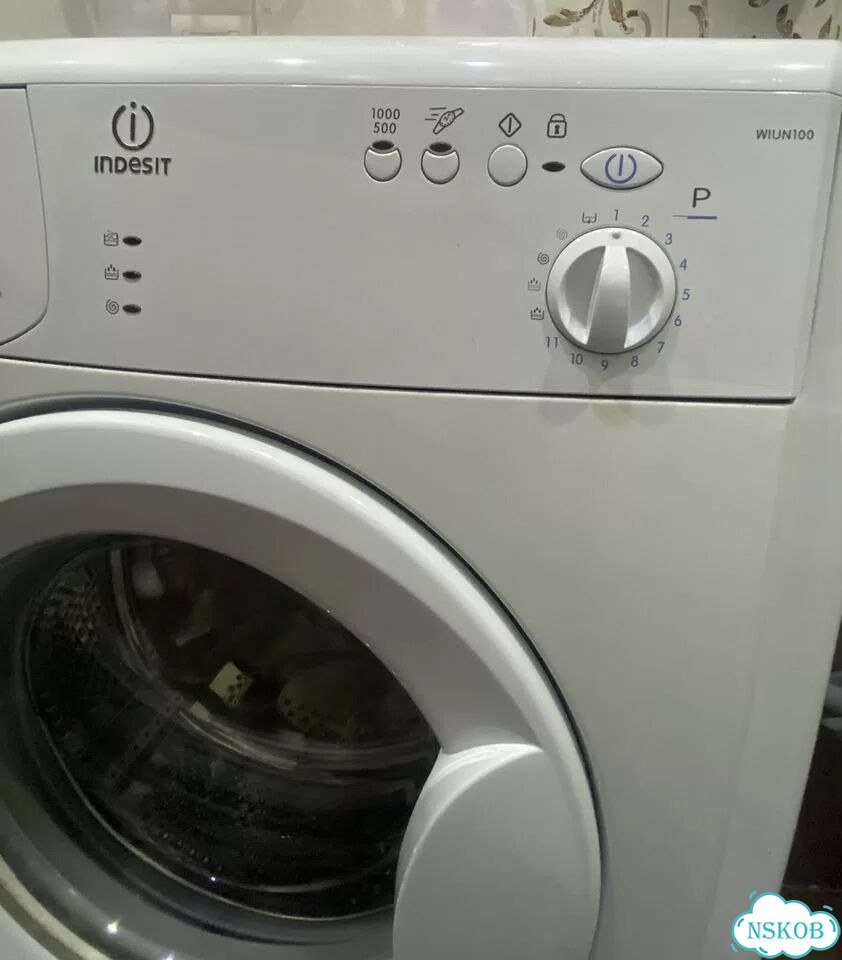Стиральная машина indesit на запчасти фото 2