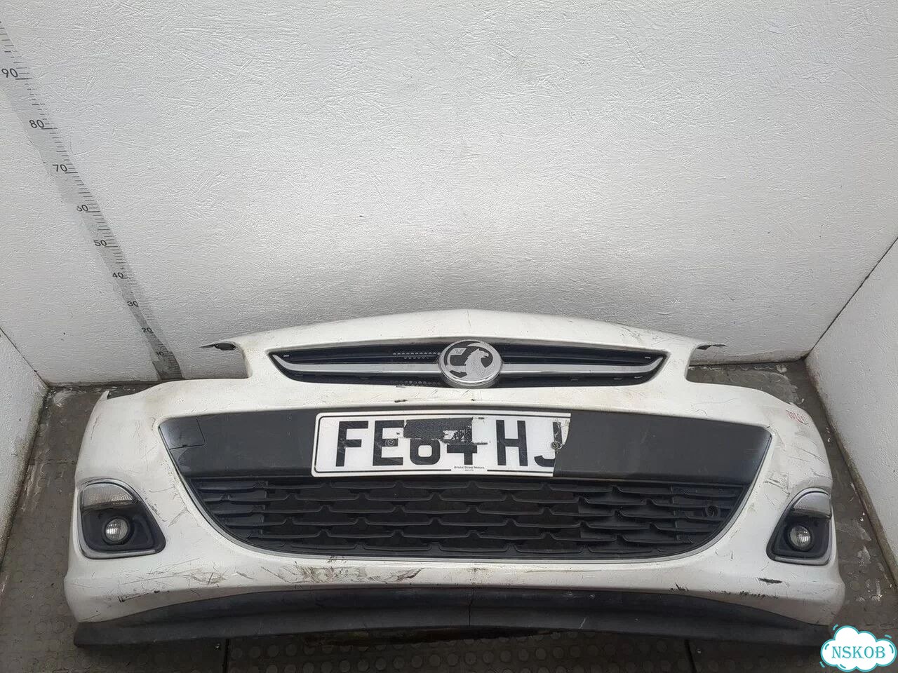Бампер передний Opel Astra J фото 1