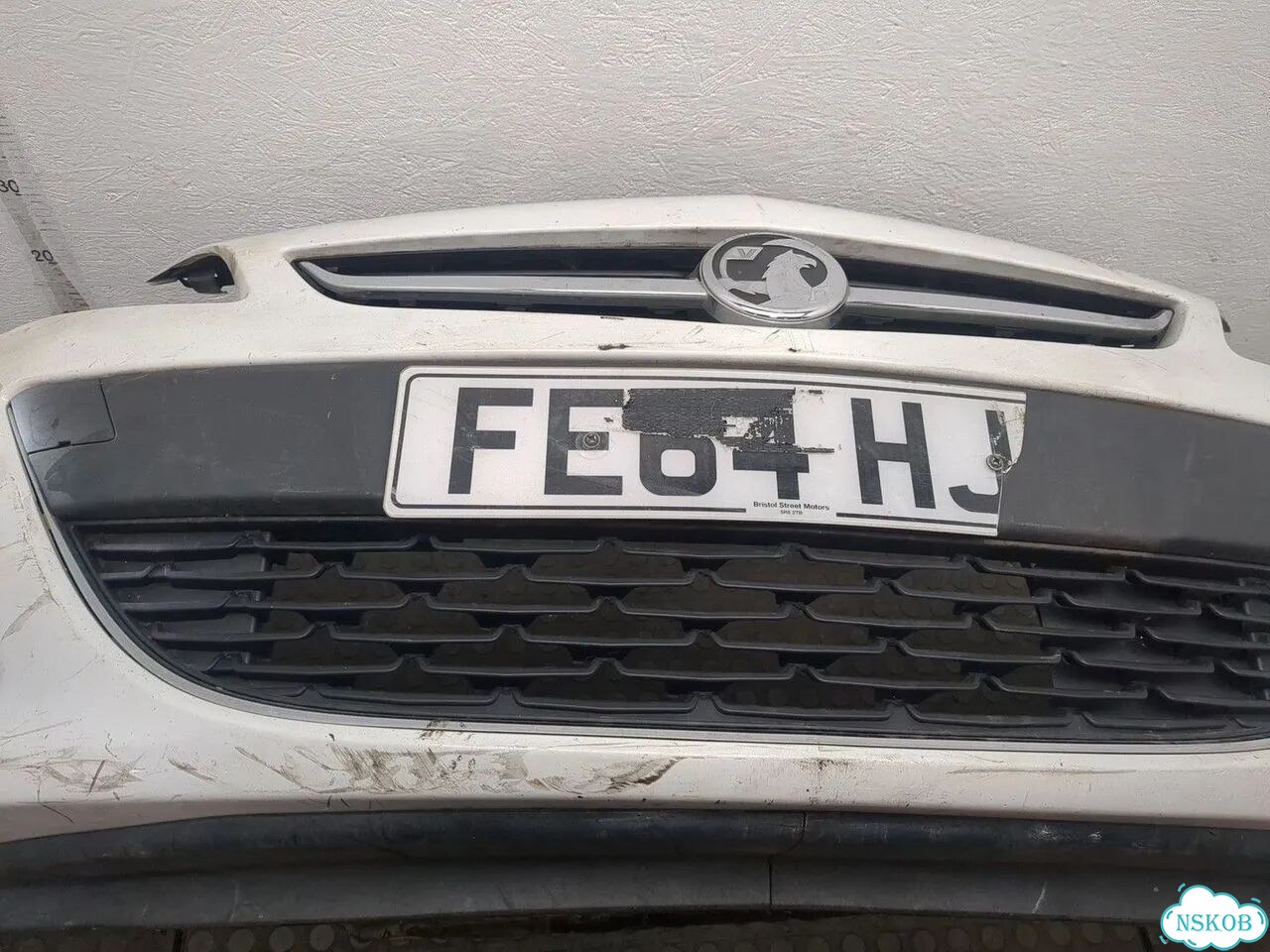 Бампер передний Opel Astra J фото 7