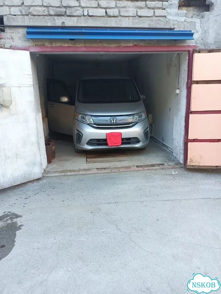 Гараж, > 30 м² фото 2