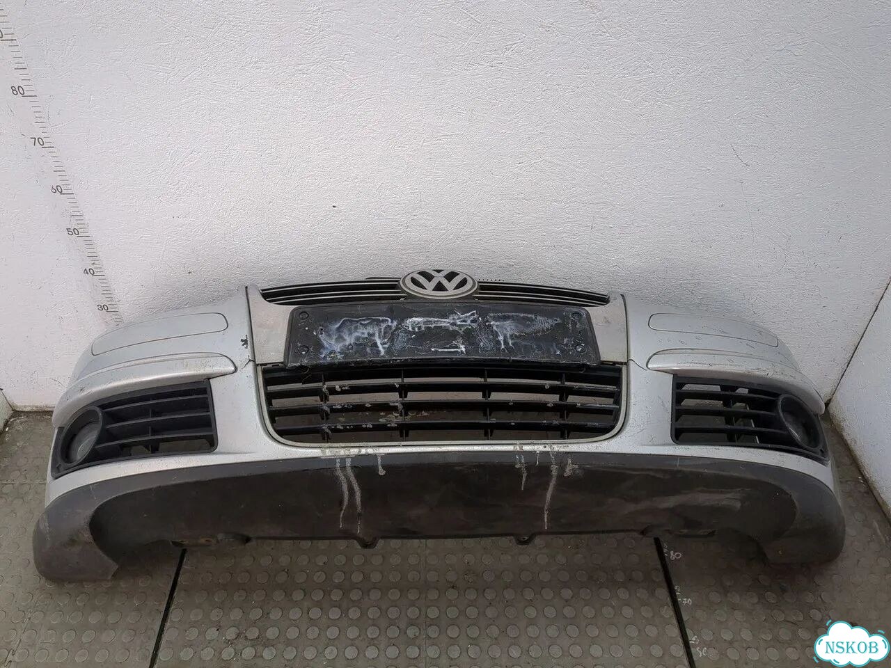Бампер передний Volkswagen Jetta 5 фото 1
