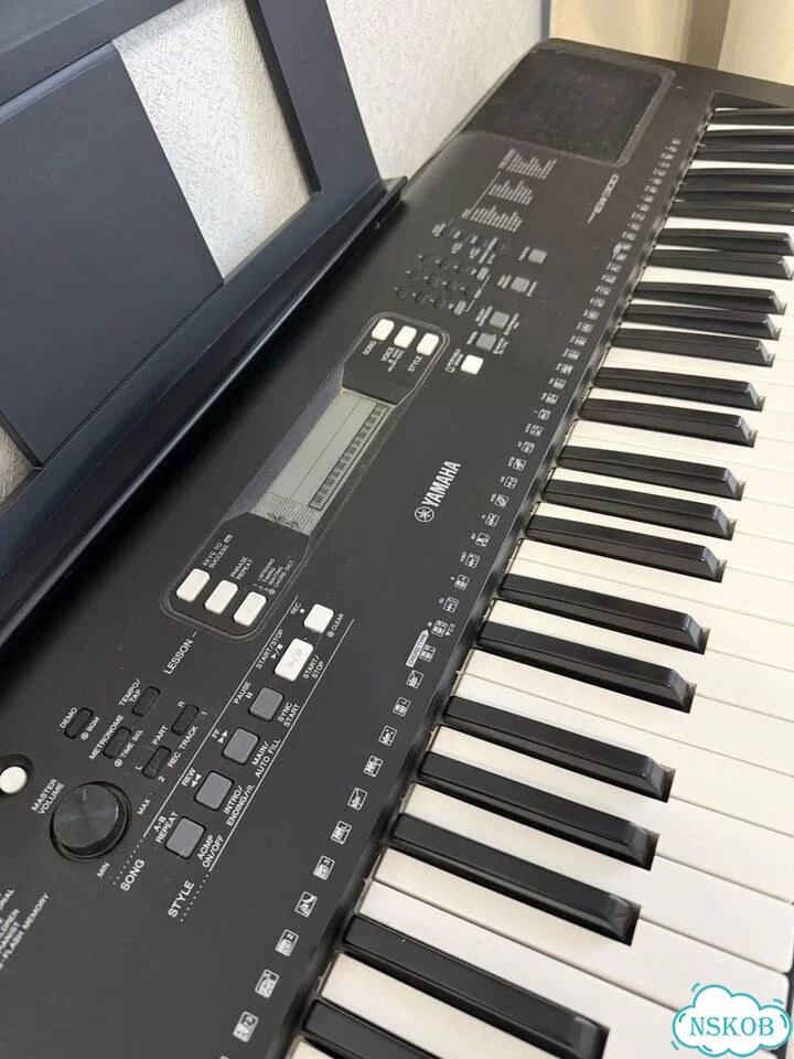 Синтезатор yamaha PSR- EW300 фото 3
