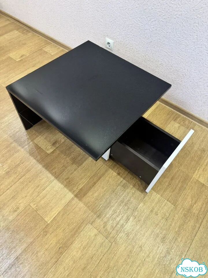 Журнальный столик фото 3