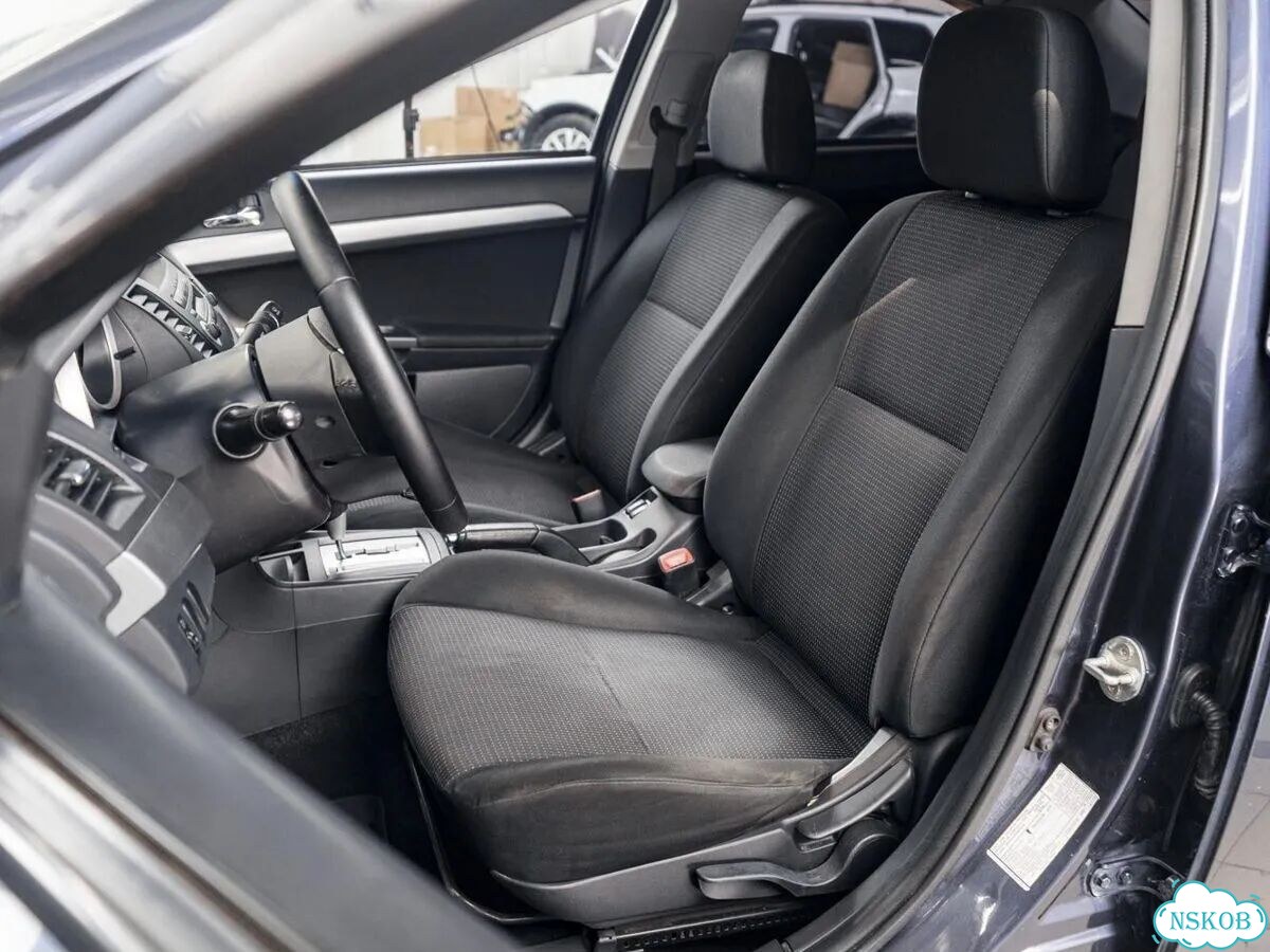 Mitsubishi Lancer 1.5 AT, 2011, 196 982 км фото 14