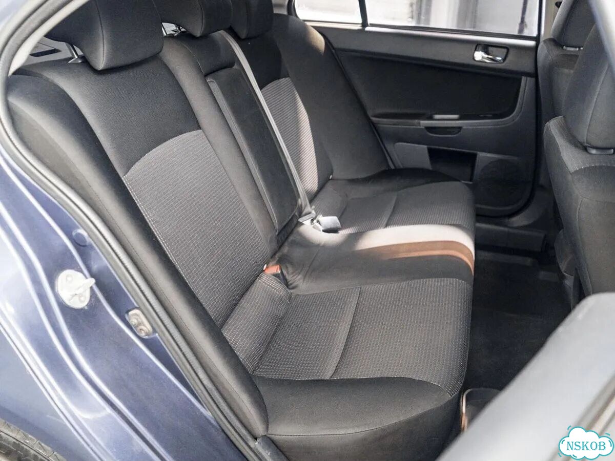 Mitsubishi Lancer 1.5 AT, 2011, 196 982 км фото 18