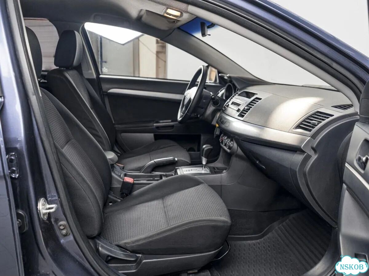 Mitsubishi Lancer 1.5 AT, 2011, 196 982 км фото 20