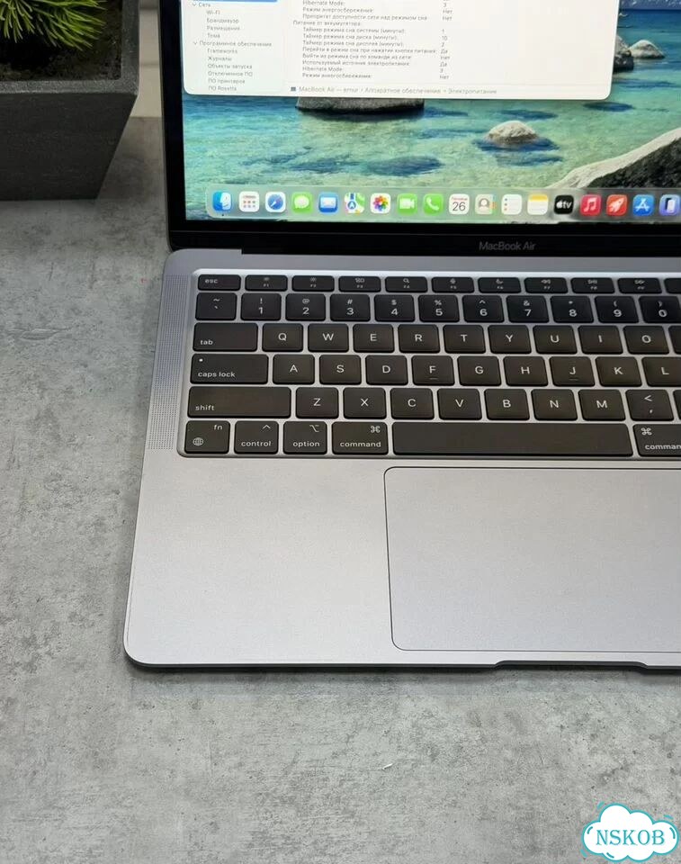 MacBook Air 13 M1 8/256Gb фото 6