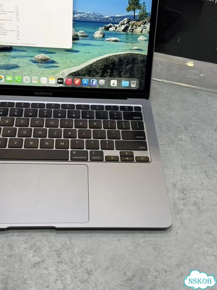 MacBook Air 13 M1 8/256Gb фото 7