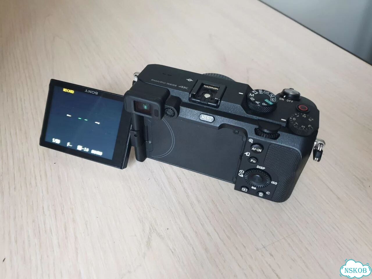 Фотоаппарат Sony A7C Body + клетка SmallRig фото 7