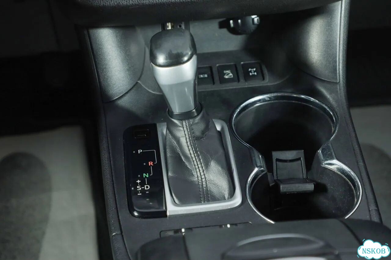 Toyota Highlander 3.5 AT, 2014, 277 000 км фото 14