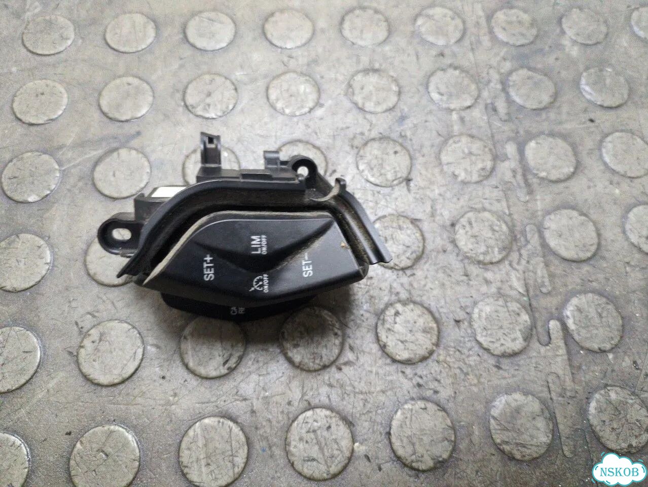 Кнопка круиз контроля Ford Focus 3 фото 1