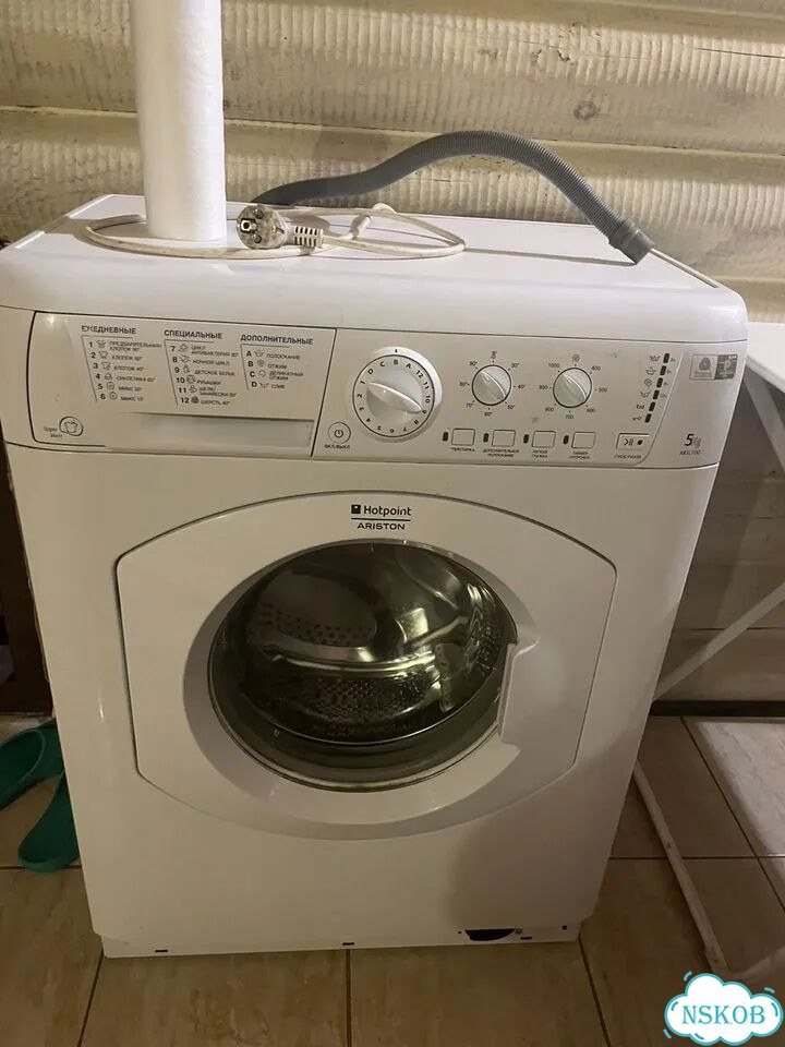 Стиральная машина hotpoint ariston на запчасти фото 1