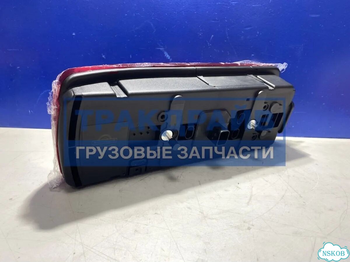 Фонарь задний правый с боковым разъемом Даф XF CF фото 1