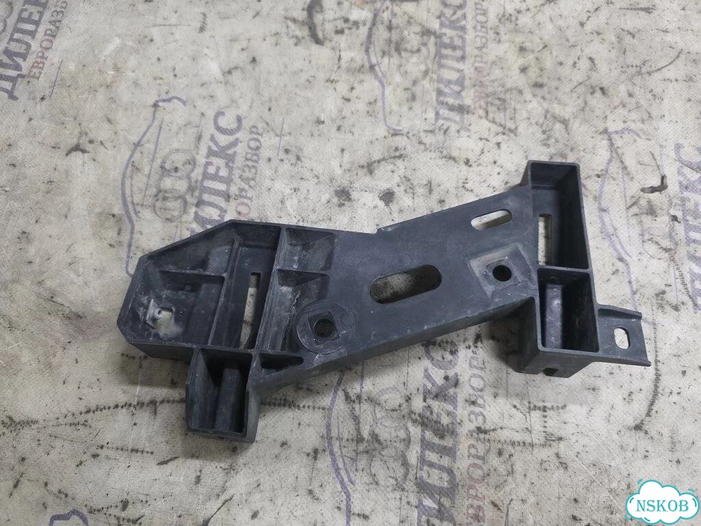 Кронштейн фары правый Infiniti QX70 I (2013—2018) фото 2