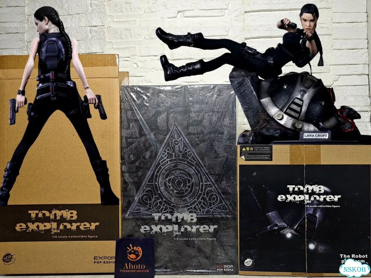 Poptoys 1/6 EX012 Tomb Explorer Deluxe Lara Croft фото 1