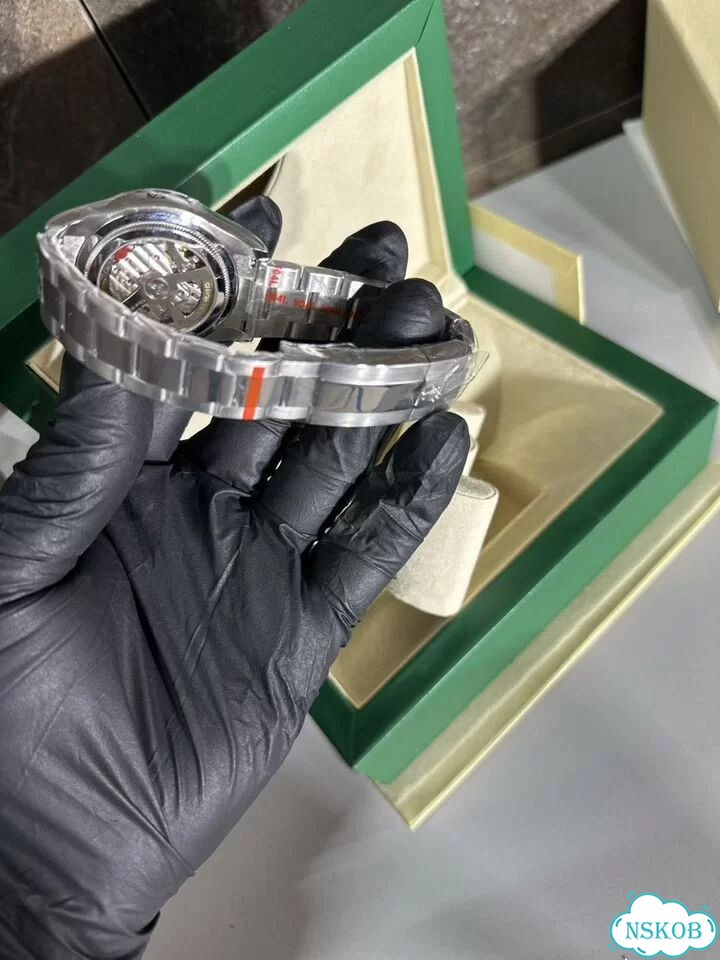 Натуральные часы Rolex фото 3