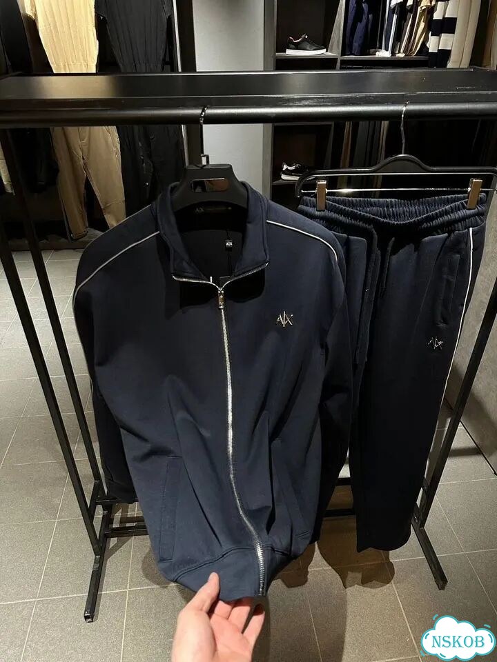 Спортивный костюм Armani фото 3